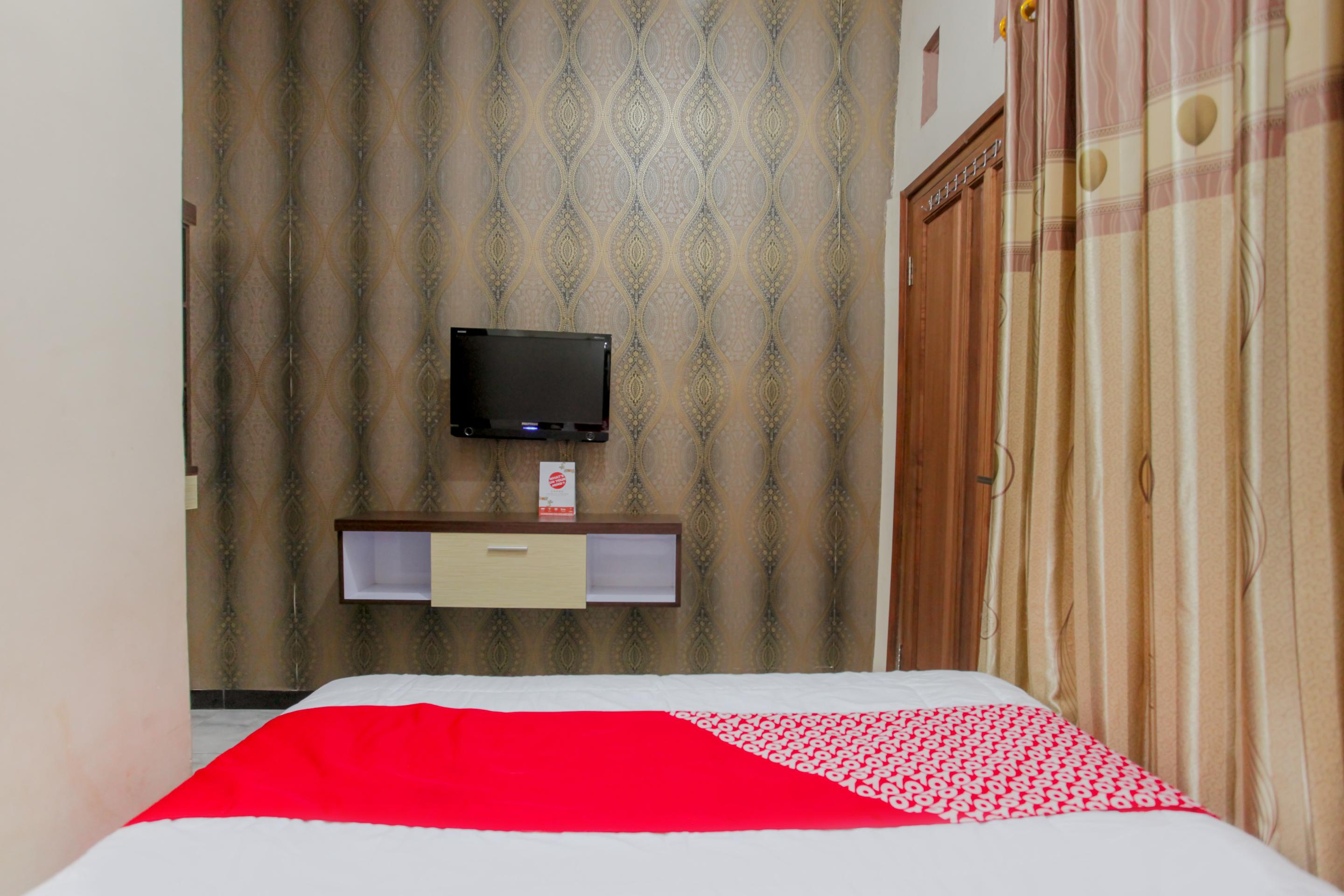 Reddoorz At Villa Akbar 3 Batu  Luaran gambar